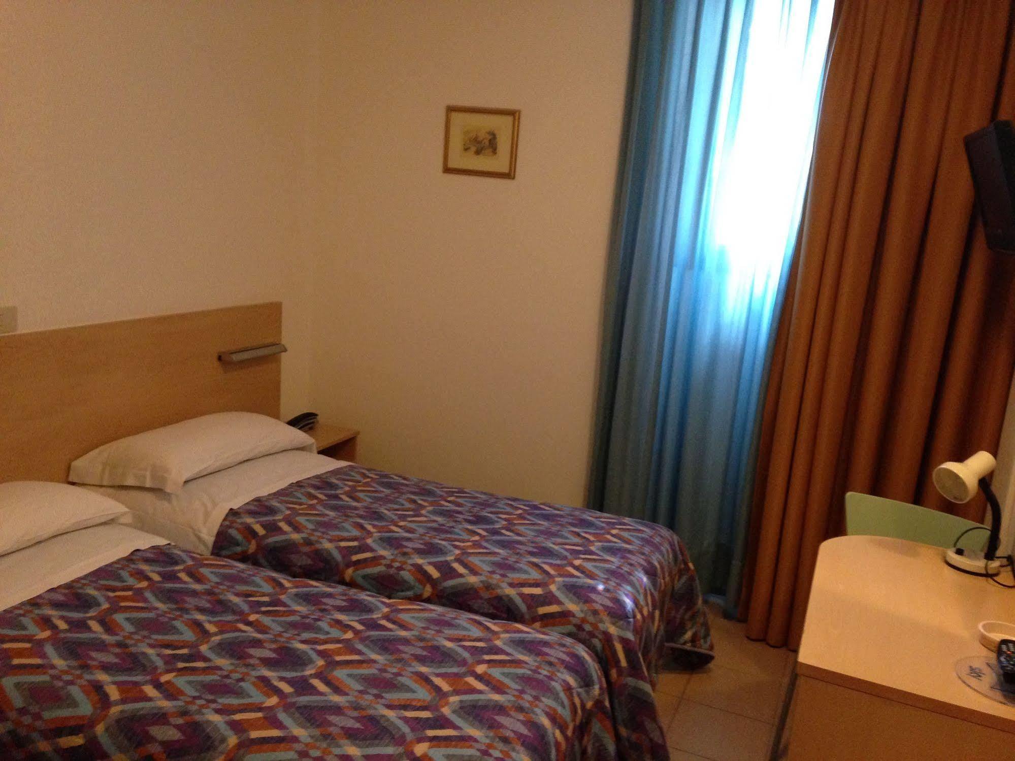 Johnson Hotel