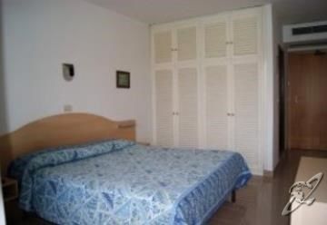 Johnson Hotel 2*